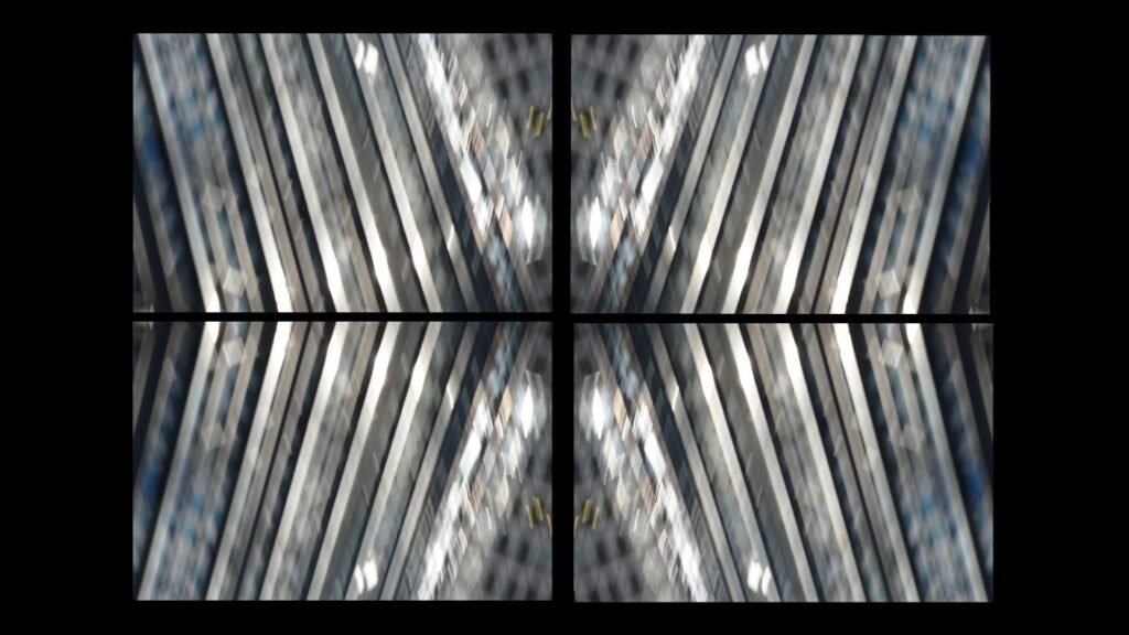 Hayal İncedoğan, “Kaçış, Escape from”, 2014, arşivsel pigment baskı, 93.2 x 140 cm.