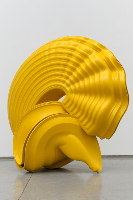 Tony Cragg, “Outspan”, 2008, bronz, 190x200x124
cm., (© VG Bild-Kunst, Bonn / Fotoğraf: Charles Duprat).