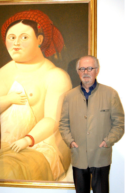  Fernando Botero, “Rafael’in Ardından” tablosunun önünde.