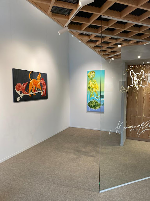 Horasan’ın, Mees-Van de Wiele Galeri’deki “Up and
Down” sergisinden görünüm.