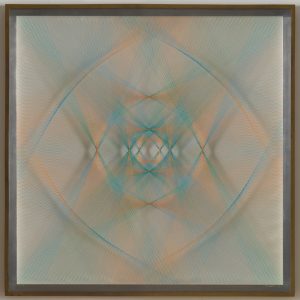 Sue
Fuller, Tel Kompozisyonu 128, 1964, Plastik
iplikler, ahşap, kumaş ve metal, Sue Fuller Estate ve Susan Teller Gallery, New
York, NY’nin izniyle.