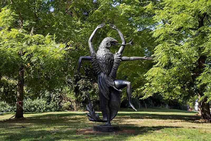 Leonora Carrington, The Dancer (El Bailarín), 2011, rossogranada. Frieze Sculpture 2024. Photo by Linda Nylind. Courtesy of Linda Nylind/ Frieze.