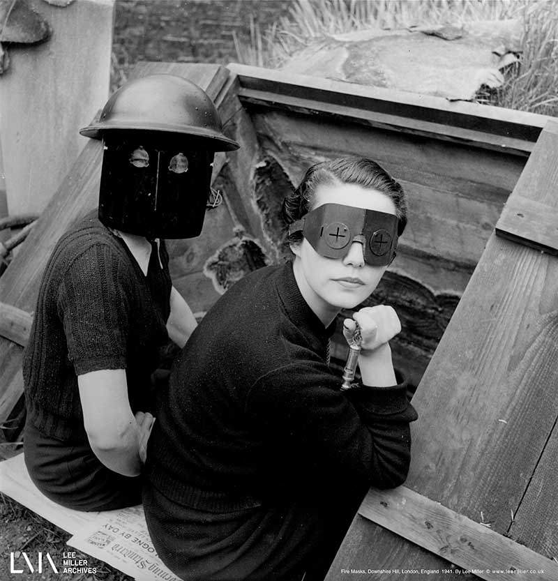 Yangın Maskeleri, Downshire Hill, London, England, 1941, By Lee Miller, ©www.leemiller.co.uk