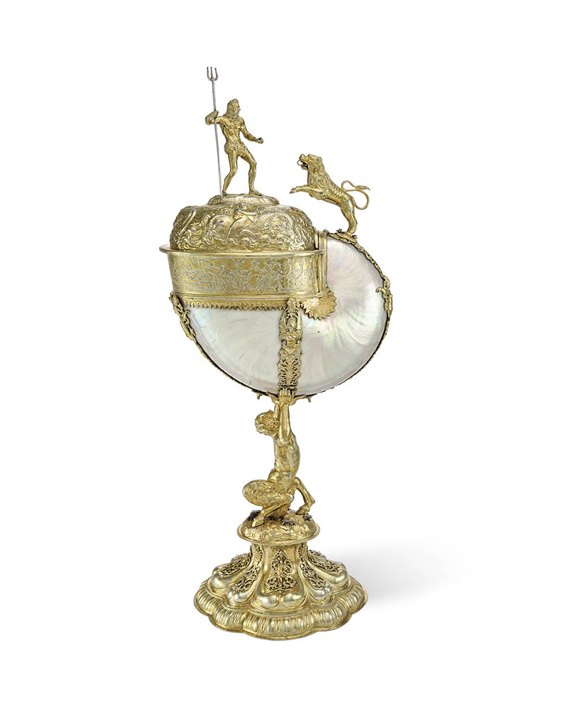 A German Silver-Gilt Mounted Nautilus Cup, Mark of Hans I Clauss, Nuremberg, 1641-1643, 22 in. (56.9 cm.) high, 62 oz. 9 dwt. (1,943 gr.) gross weight, Tahmini Değeri: $700,000-$1,000,000