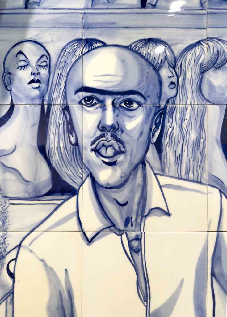 Ertuğrul Güngör & Faruk Ertekin, “Ready for the Night”, 2023, Seramik üzerine sır altı resim, 170x110 cm., Spark Viyana 2025, (Sanatçıların ve Anna Laudel Galeri’nin izniyle).