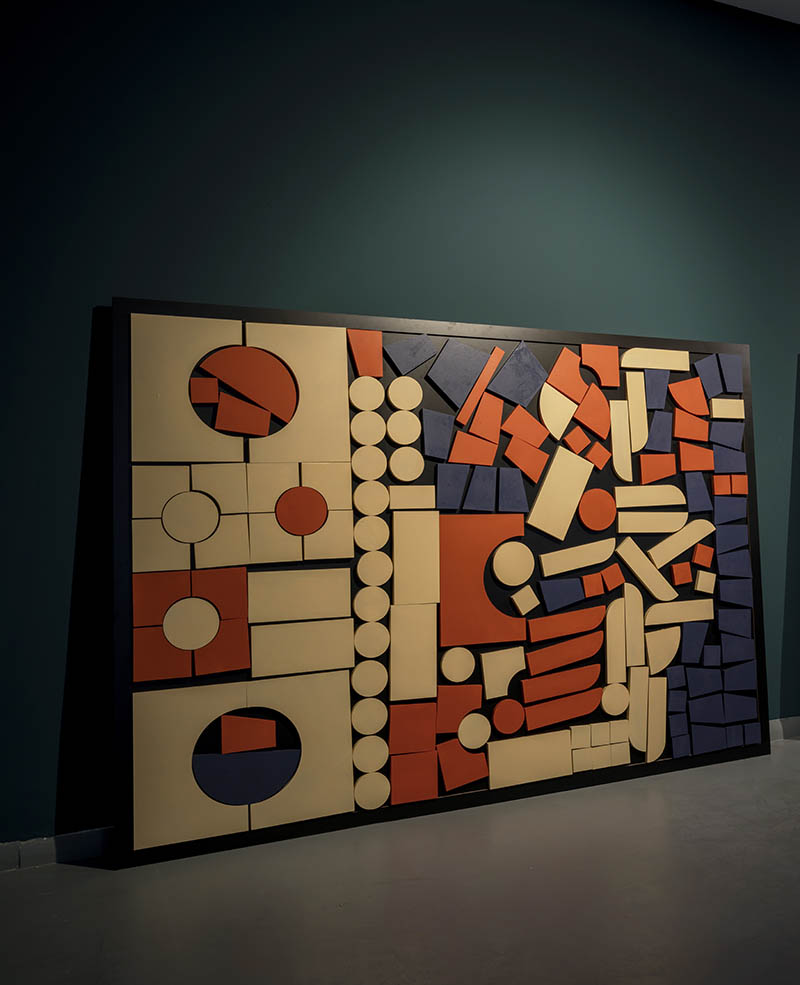 Itamar Gov, Grand Romanesque Castle, 2025, Ahşap, MDF, akrilik boya, 172x240 cm.