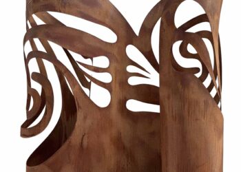 Dilara Akay, Spiral Dans, 2025, korten çelik, 147x53x130 cm.