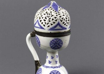 Sıra dışı Minas: Kütahya Çini ve Seramiklerinde Esin ve Yeniliğin Hikâyesi