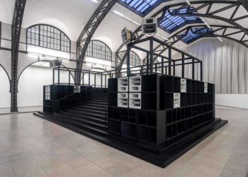 Cevdet Erek, Bergama Stereo (2019-…), Hamburger Bahnhof (2019).