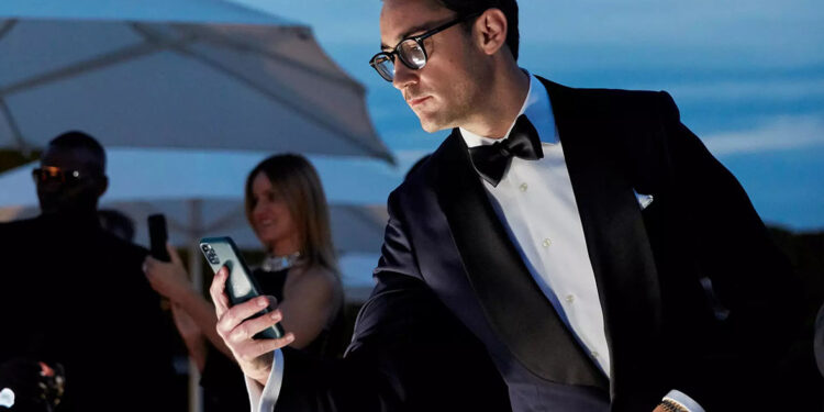 Whispers ile Rolls-Royce Sahiplerine Özel Uygulamalar