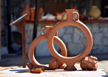MN Göçen Vakfı (Mehmet Nuri Göçen Kültür, Eğitim ve Sanat Vakfı) tarafından düzenlenen 12. Uluslararası Seramik Çalıştayı