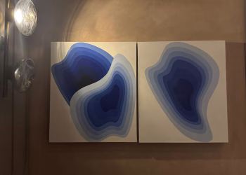 Zeynep Çilek Çimen, Tuval üzerine akrilik, 2022, 60 x 50 cm. Zeynep Çilek Çimen, 2022, Tuval üzerine akrilik, 60 x 50 cm.