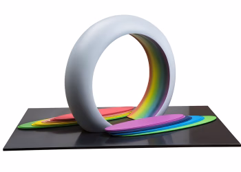 “Yaşam” (Life), 2025, Paslanmaz Çelik, Al. Patine, Staron, 43x100x65 cm.