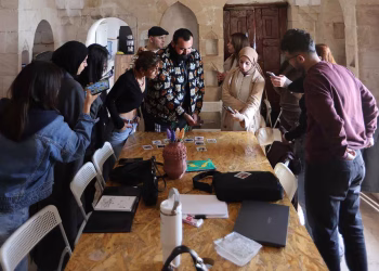 Yüzeyin Ötesine Geçmek: Ahmet Rüstem Ekici ve Hakan Sorar EXIT’te