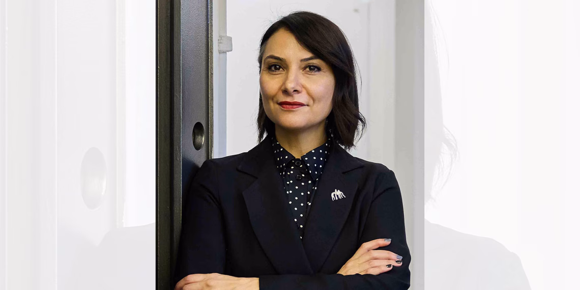 Derya Yücel, Gülsün Karamustafa ile 1989’dan 2000’e Sanat, Bellek ve Dolaşım Üzerine